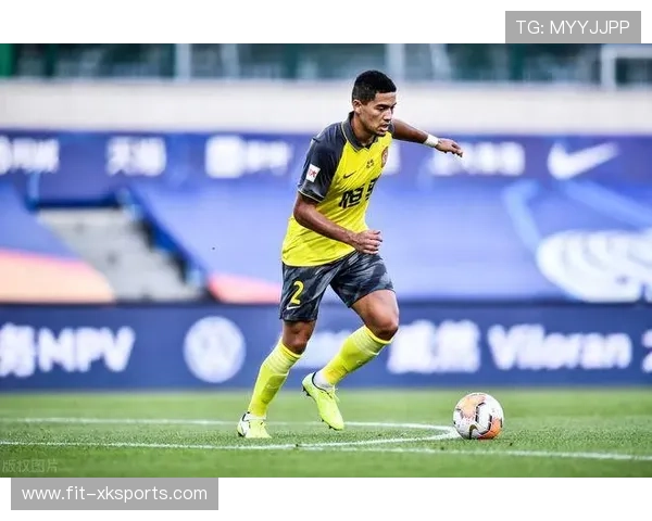 加拿大核心中卫表现稳健，成为球队最大保障