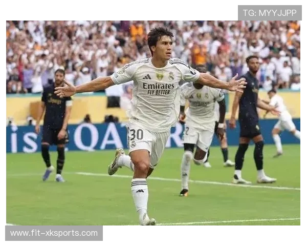 贡萨洛被曝主帅开撕,可能影响中场布局 贡萨洛被曝主帅开撕,可能影响中场布局