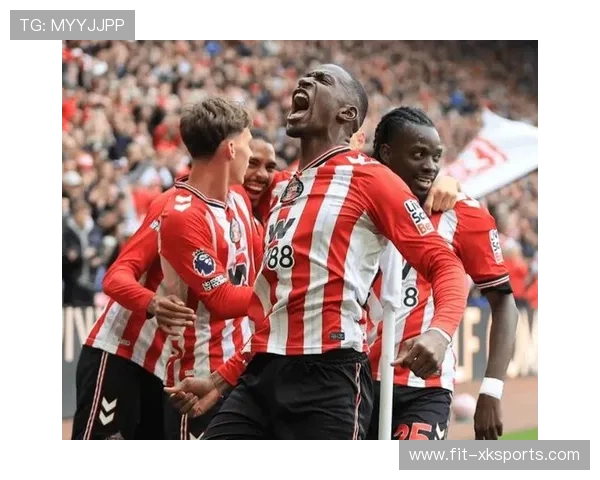 桑德兰绝地反扑上演保级奇迹